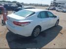 Toyota Camry Le Image 4