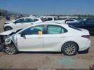 Toyota Camry Le Image 11