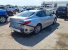 Toyota Camry Le Image 4