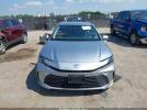 Toyota Camry Le Image 11