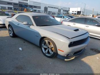  Salvage Dodge Challenger