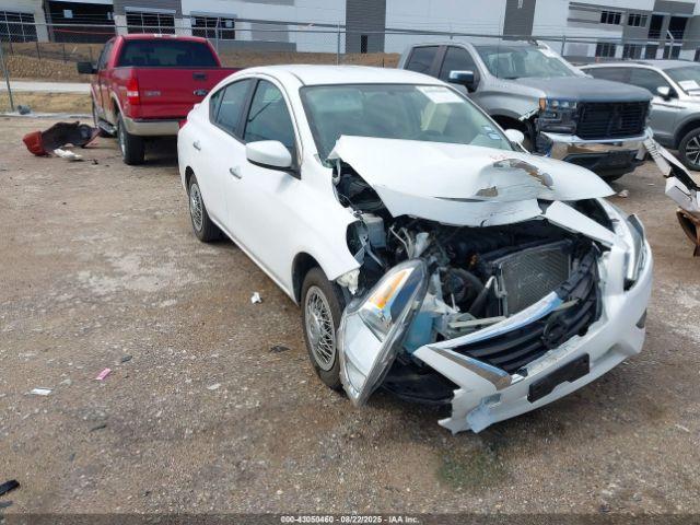  Salvage Nissan Versa