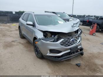  Salvage Ford Edge