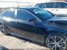 Toyota Camry Se Image 9