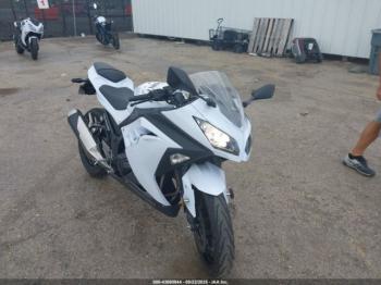 Salvage Kawasaki Ex300