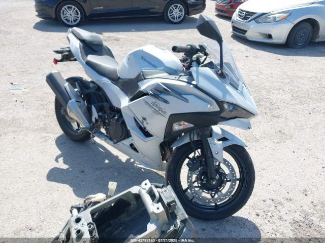  Salvage Kawasaki Ex500