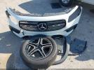 Mercedes-Benz GLB Image 14