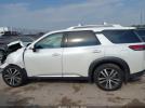 Nissan Pathfinder Platinum 4wd Image 13