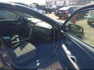 Toyota Camry Le Image 3