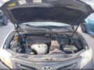 Toyota Camry Le Image 8