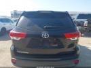 Toyota Highlander Le Image 5