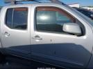 Nissan Frontier Le Image 16