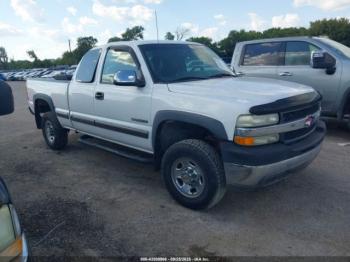  Salvage Chevrolet Silverado 2500