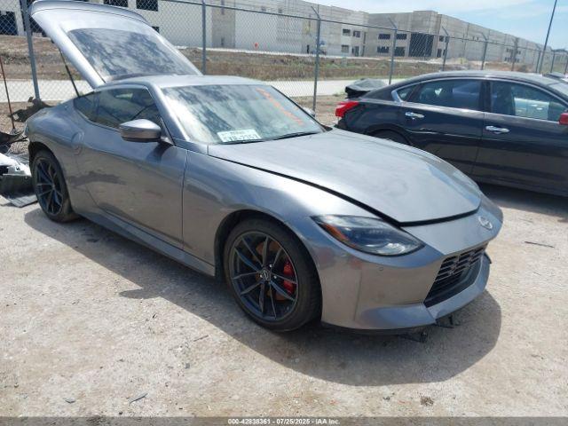  Salvage Nissan Z