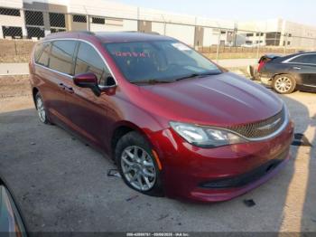  Salvage Chrysler Voyager