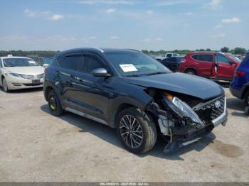  Salvage Hyundai TUCSON