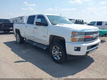  Salvage Chevrolet Silverado 2500