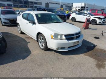 Salvage Dodge Avenger