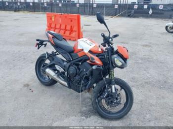  Salvage Triumph Motorcycle Street Triple