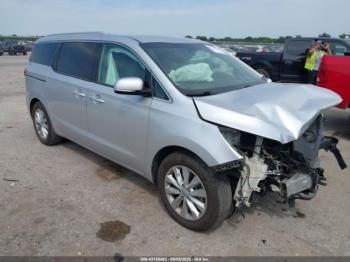  Salvage Kia Sedona
