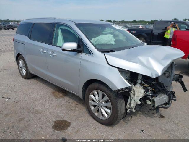  Salvage Kia Sedona