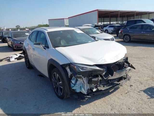  Salvage Lexus Ux