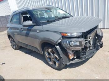  Salvage Hyundai VENUE
