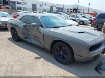  Salvage Dodge Challenger