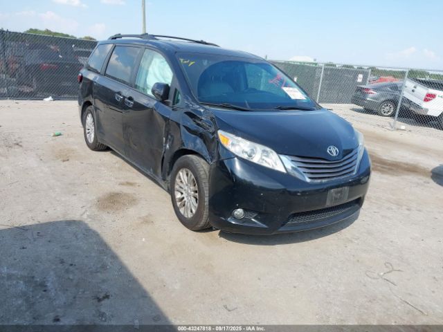 Toyota Sienna Xle 8 Passenger Image 1