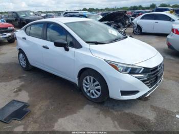  Salvage Nissan Versa