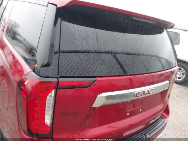 GMC Yukon 4wd Denali Image 6