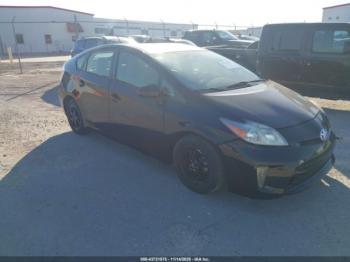  Salvage Toyota Prius