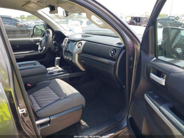 Toyota Tundra Sr5 Image 6