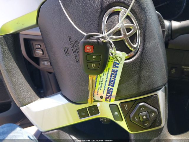 Toyota Tundra Sr5 Image 3