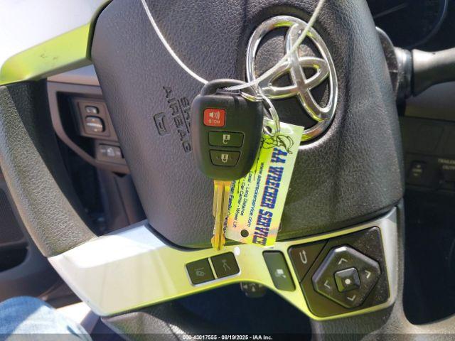 Toyota Tundra Sr5 Image 3