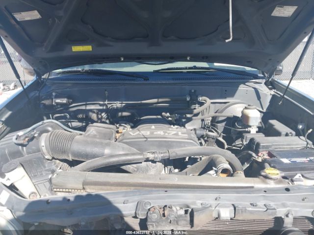 Toyota Tundra Limited V8 Image 6