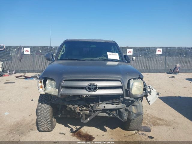 Toyota Tundra Limited V8 Image 13