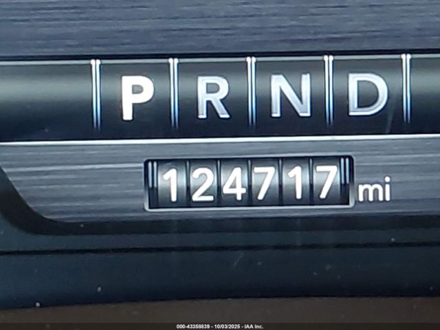 Ram 1500 Laramie  4x4 6'4 Box Image 16