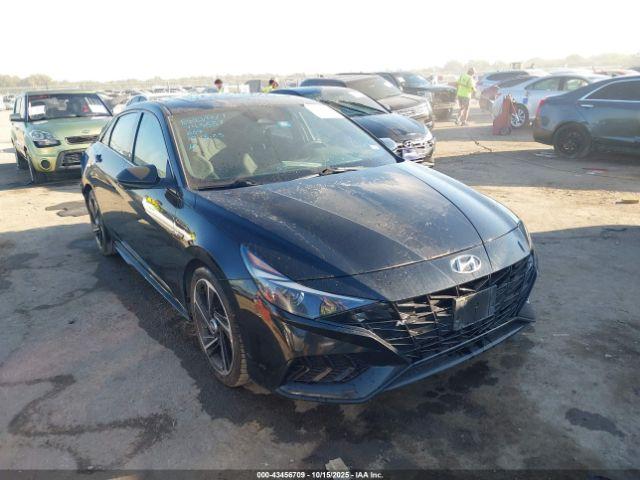  Salvage Hyundai ELANTRA