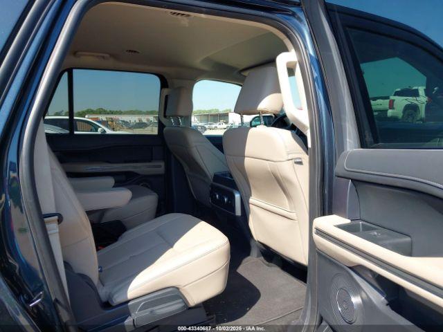 Ford Expedition Xlt Max Image 6