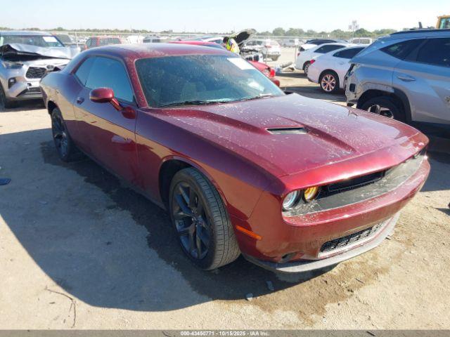  Salvage Dodge Challenger