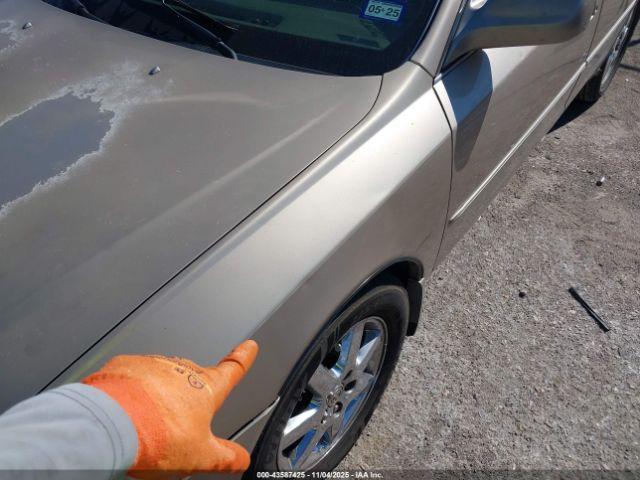 Toyota Avalon Xls Image 3