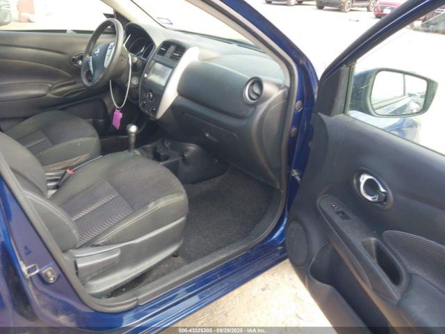 Nissan Versa 1.6 Sv Image 11