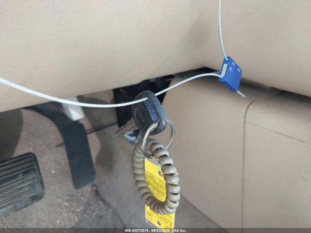 GMC Yukon Slt Image 9