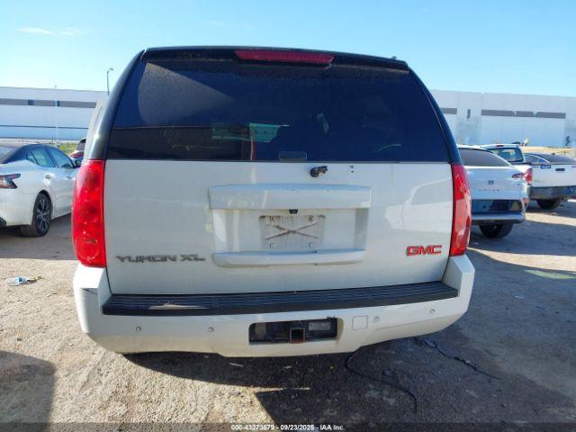 GMC Yukon Slt Image 14
