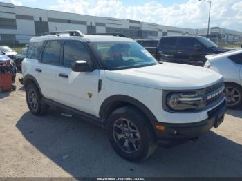  Salvage Ford Bronco