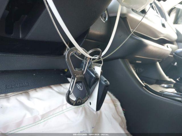 Toyota Highlander Xle V6 Image 12