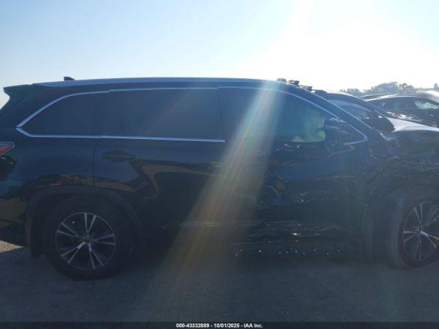 Toyota Highlander Xle V6 Image 7