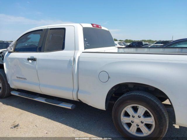 Toyota Tundra Base 5.7l V8 Image 13
