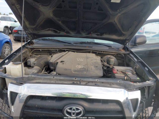 Toyota Tacoma Prerunner V6 Image 14